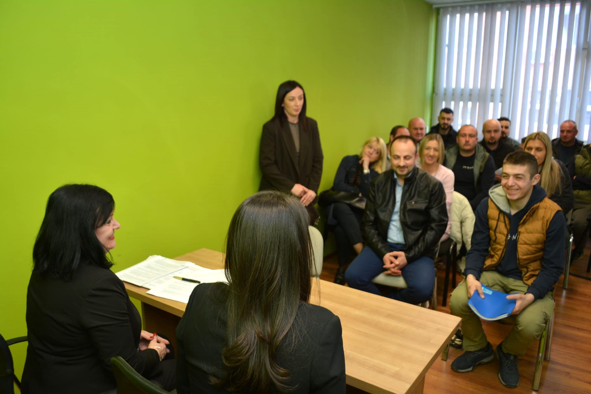 Подршка запошљавању у Добоју: 30 нових радних мјеста кроз програме Завода